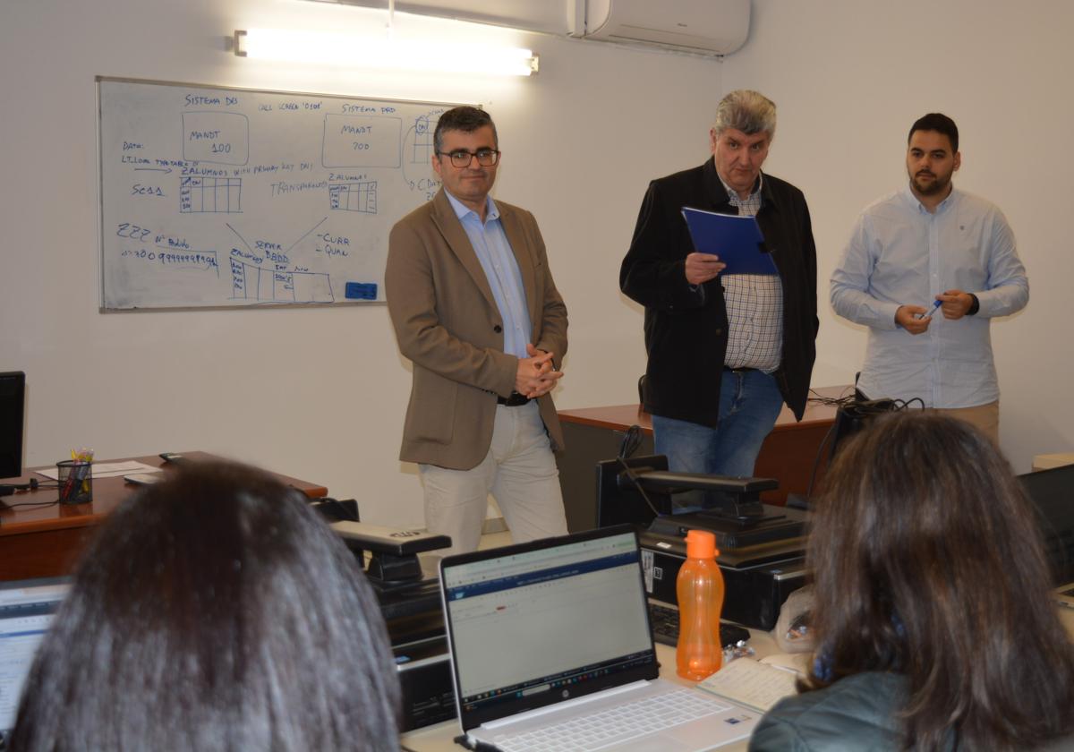 La primera promoción de granadinos formados por empleo en tecnología sap supera con éxito la certificación internacional | ideal