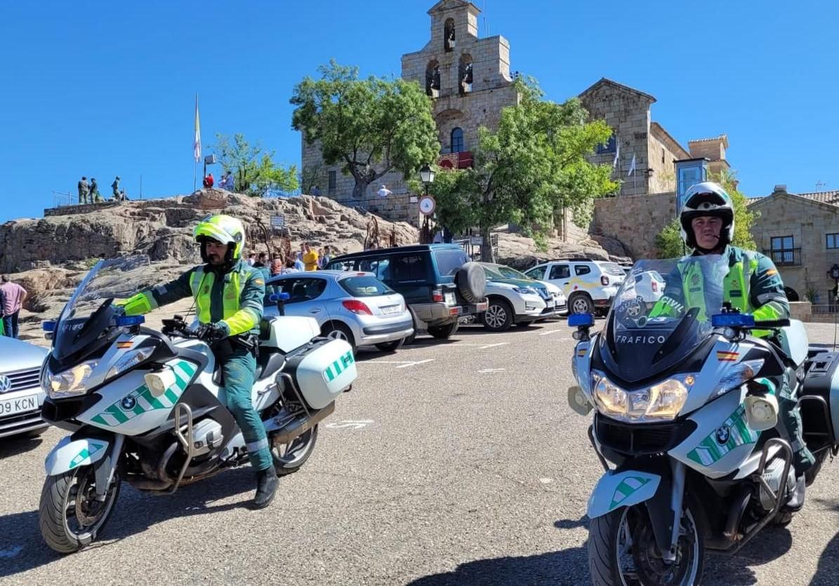 El 112 atiende a 104 personas en la romería de la Virgen de la Cabeza
