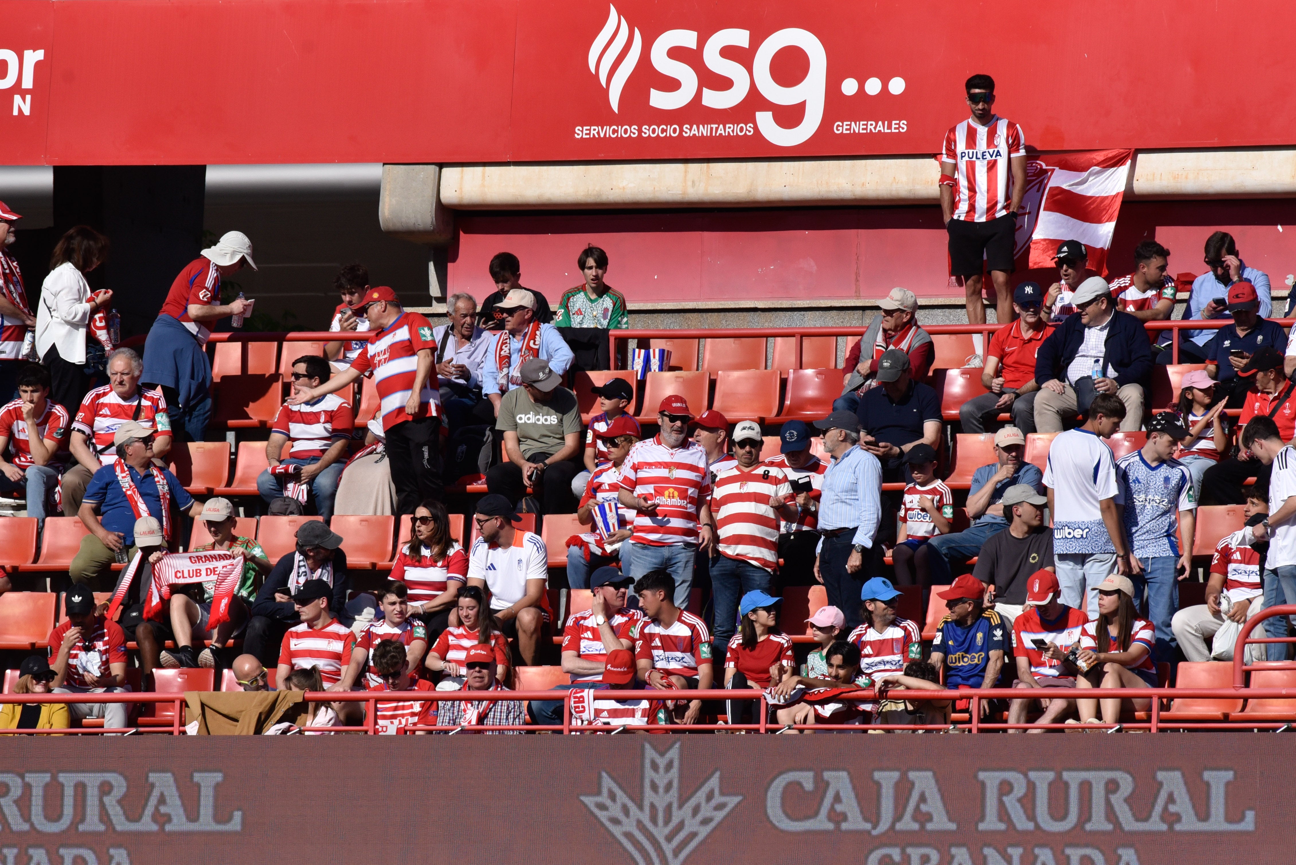 Encuéntrate en Los Cármenes durante el Granada - Elche