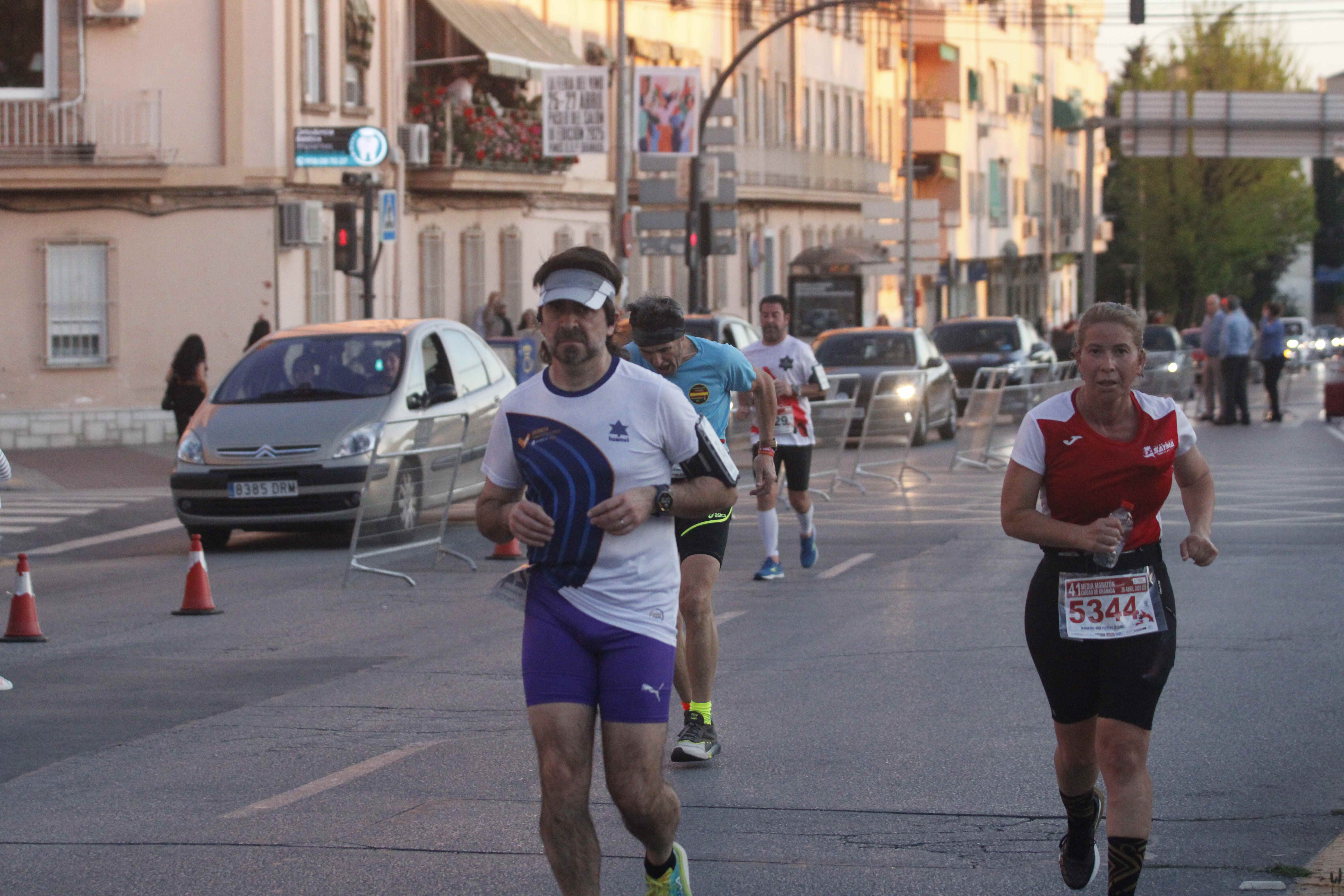 Encuéntrate corriendo en la Media Maratón de Granada