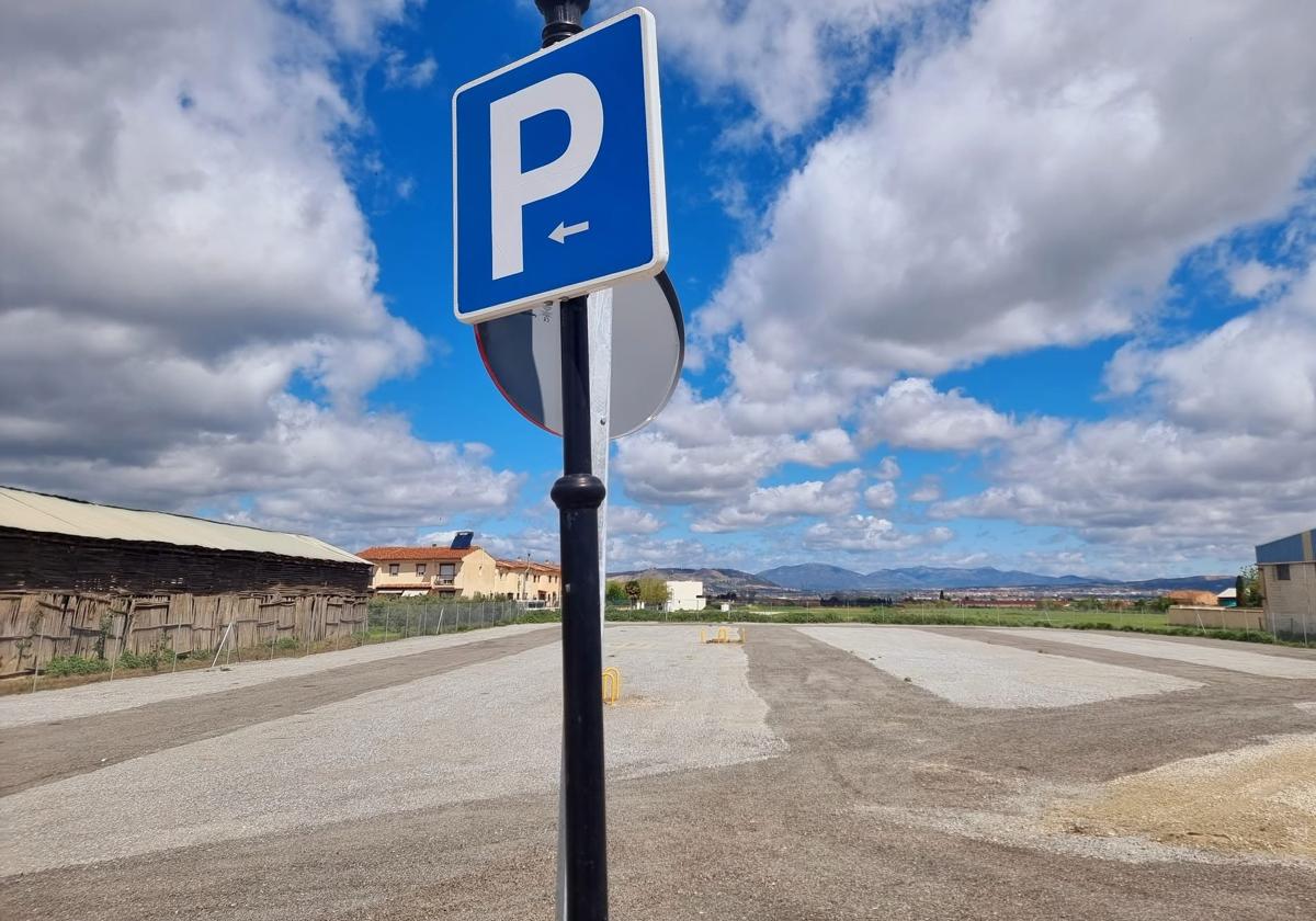Cúllar Vega estrena un nuevo parking municipal .