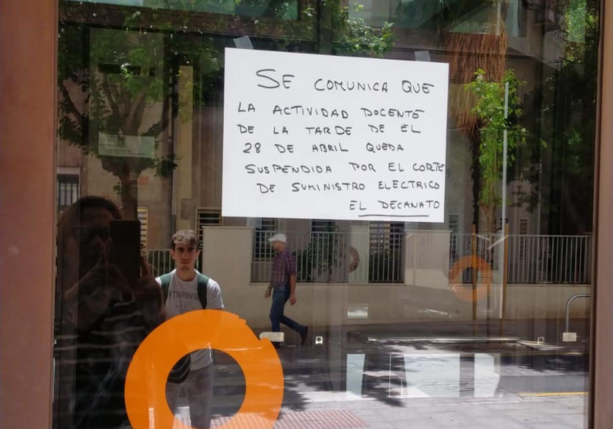 La universidad de granada suspende las clases y cierra facultades y escuelas | ideal