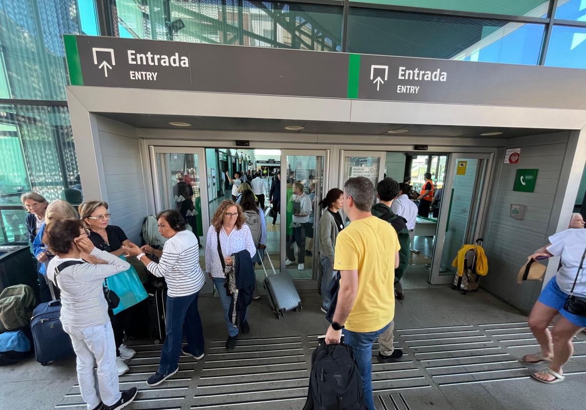 La estación de tren de granada no abrirá durante la noche | ideal