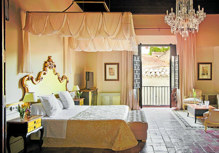 El histórico hotel de Granada del siglo XVI que fue residencia de unos condes