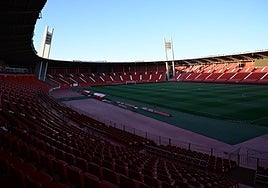 El UD Almería Stadium acoge el partido desde las 20.30 horas, ya reogrigranado,