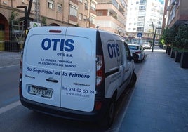 Las empresas de ascensores «tranquilas» y los bomberos «a tope»