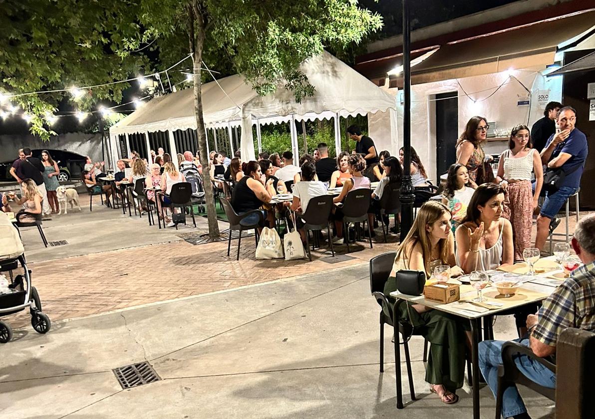 El merendero de Granada que ofrece pescado frito y arroces «a precios populares»