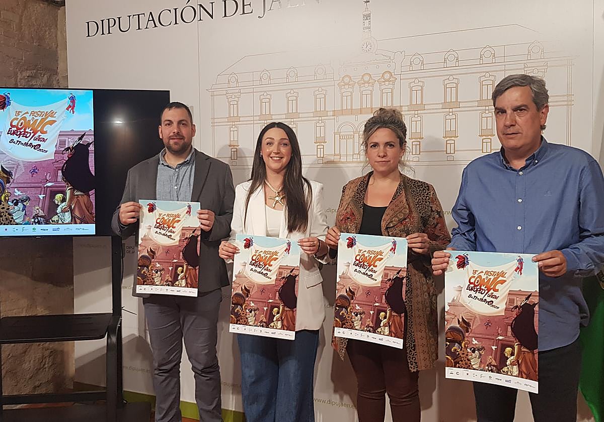 La diputada de Igualdad y Juventud, María Dolores Ruiz, acompañada de Natalia Pérez y Pablo Lozano (izquerda) en la presentación.