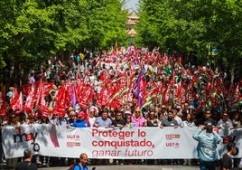 Granada marcha en defensa de la reducción de la jornada laboral.