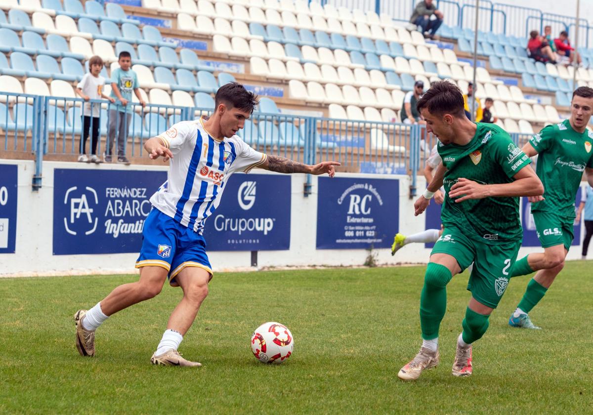 Motril, huétor tájar y huétor vega miran al 'play off' de ascenso este domingo | ideal
