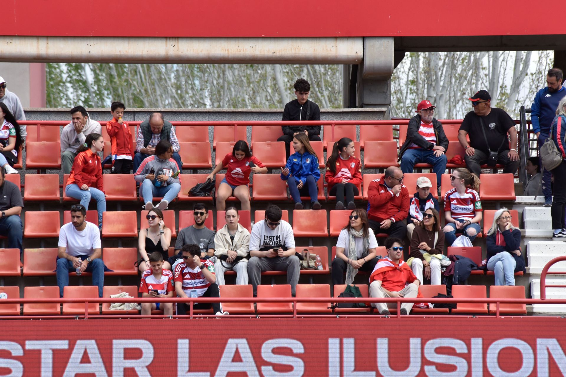 Encuéntrate en Los Cármenes en el Granada-Real Madrid