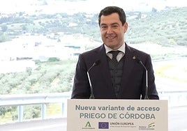 Juanma Moreno, este lunes en Priego de Córdoba, donde inauguró una nueva infraestructura de comunnicación.