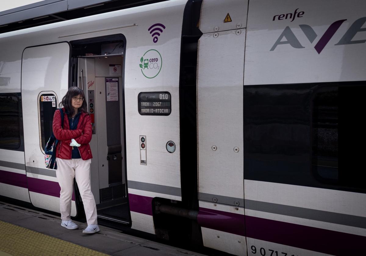 Renfe confirma que la normalidad de los ave de granada se recuperará a lo largo de la mañana | ideal