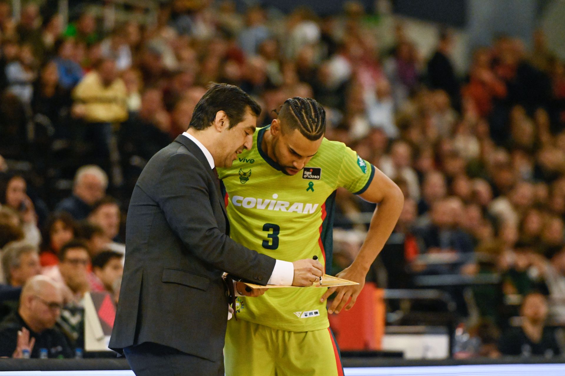 Gian Clavell evoluciona bien y podría volver a jugar en Zaragoza