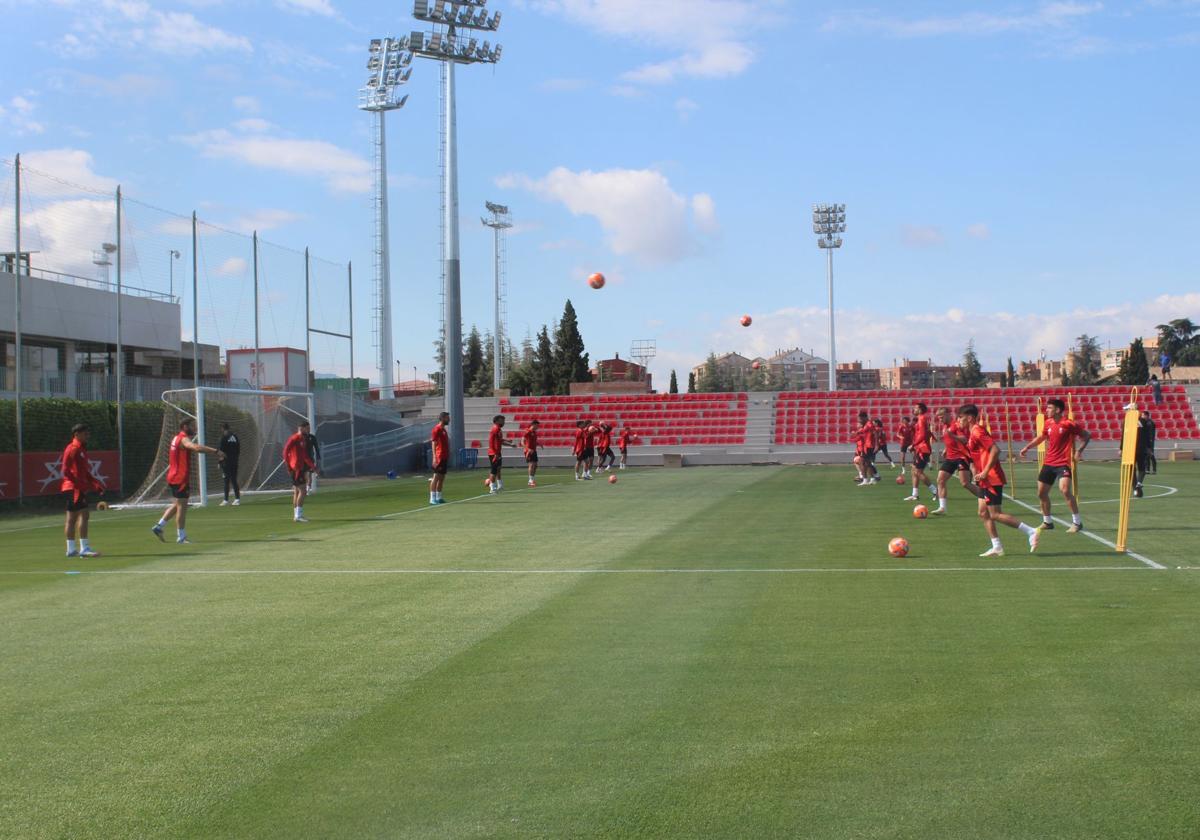 Stoichkov y neva vuelven a trabajar con el grupo | ideal