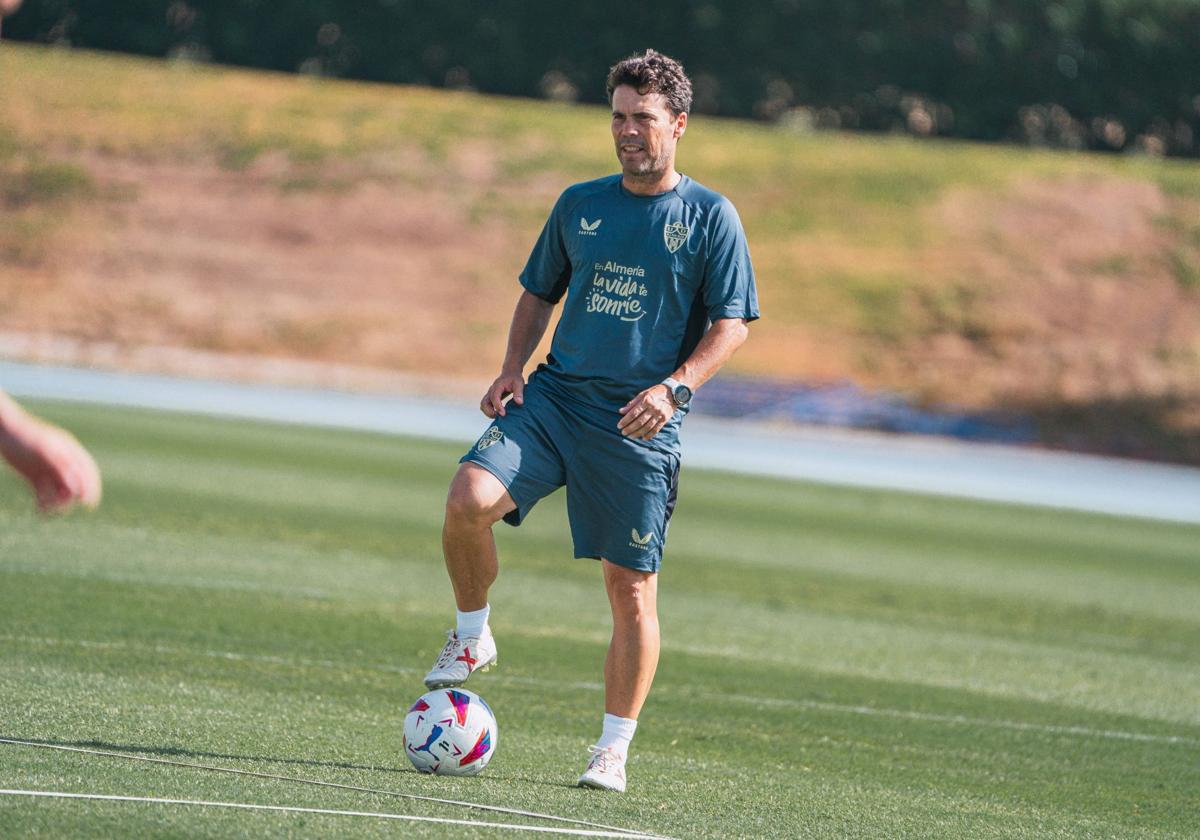 Rubi avisa desde Almería: «Ganar al Cádiz será muy difícil»