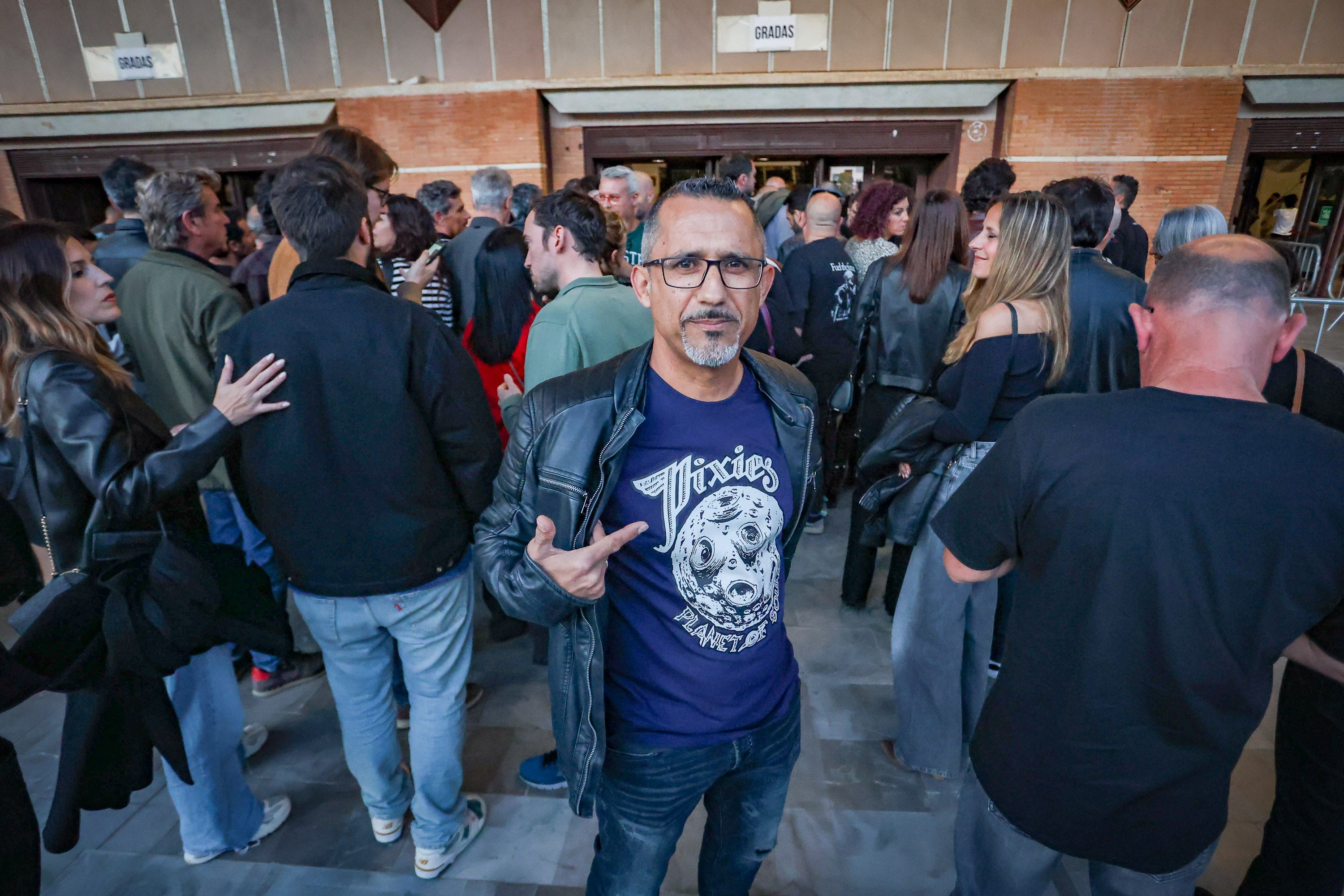 Gran ambiente en el concierto de los Pixies en Granada, el único en España