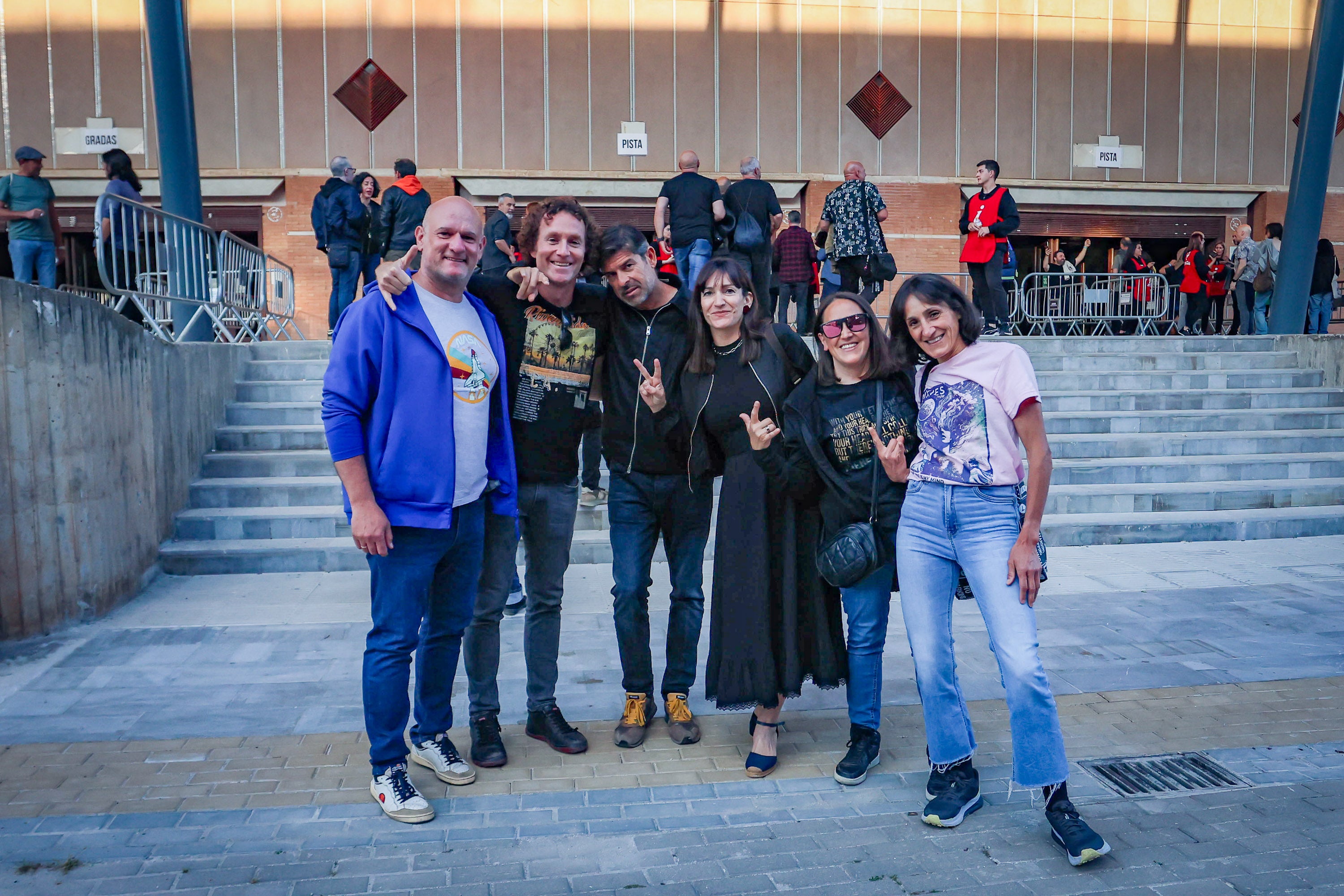 Gran ambiente en el concierto de los Pixies en Granada, el único en España