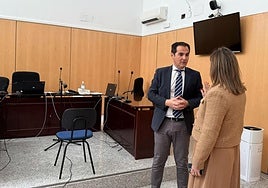 El consejero de Justicia, José Antonio Nieto, en una reciente visita a una sala de vistas judicial.