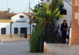 Vista del ayuntamiento de Bácor