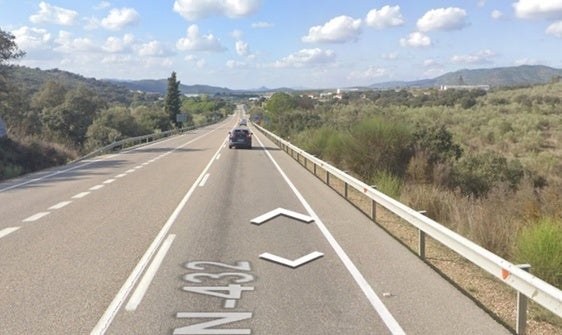 Muere atropellado un trabajador de pinturas de carreteras de 52 años en la N-432.