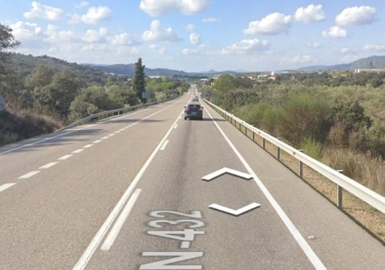 Muere atropellado un trabajador de pinturas de carreteras de 52 años en la N-432