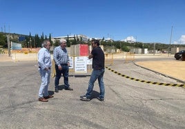 El coste de los aparcamientos es de cuatro euros por jornada.