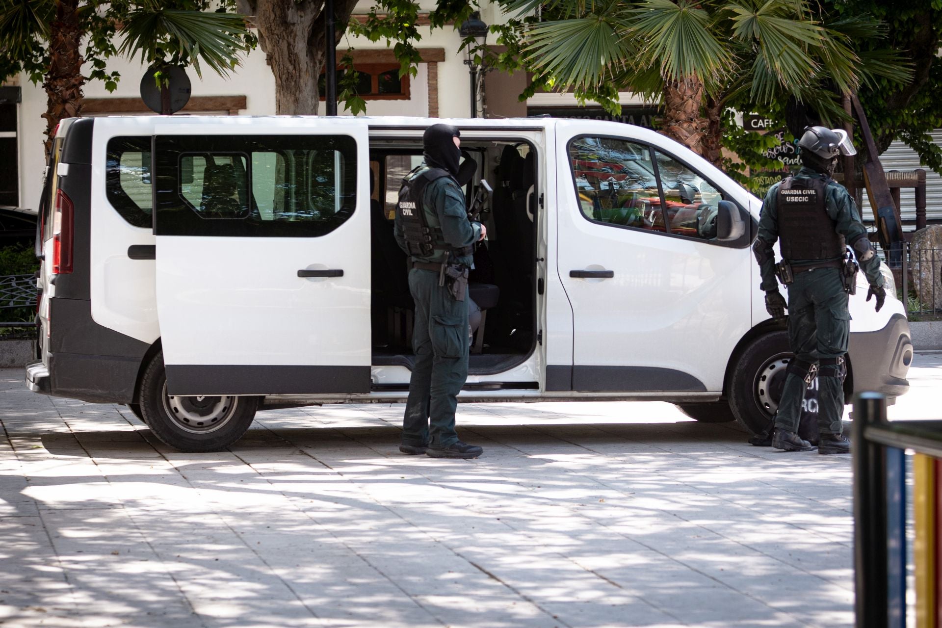 Las imágenes de la operación contra el narcotráfico en Ogíjares