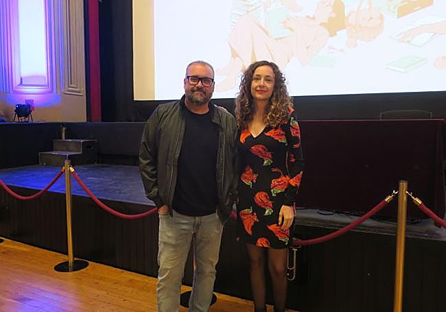 Jorge Pastor y Ana Gallego, antes de la proyección de 'Mujer, papel y tijera'.