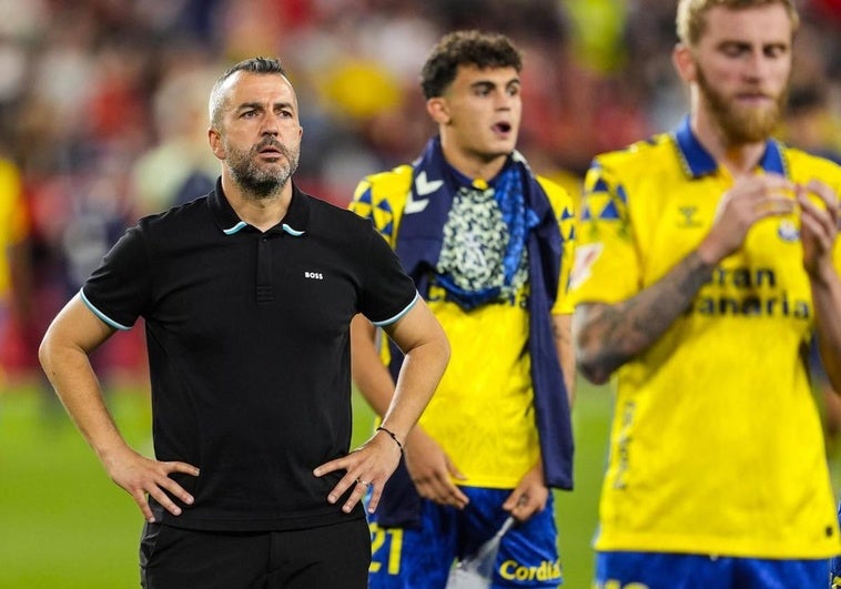 Diego Martínez desciende con Las Palmas