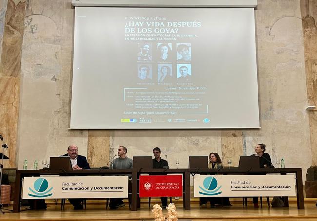 Fran Gómez, Mario de laTorre, Pablo García, Chus Gutiérrez y Violeta Salama, en la mesa redonda.