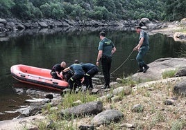 Dispositivo de búsqueda en el embalse del Jándula.