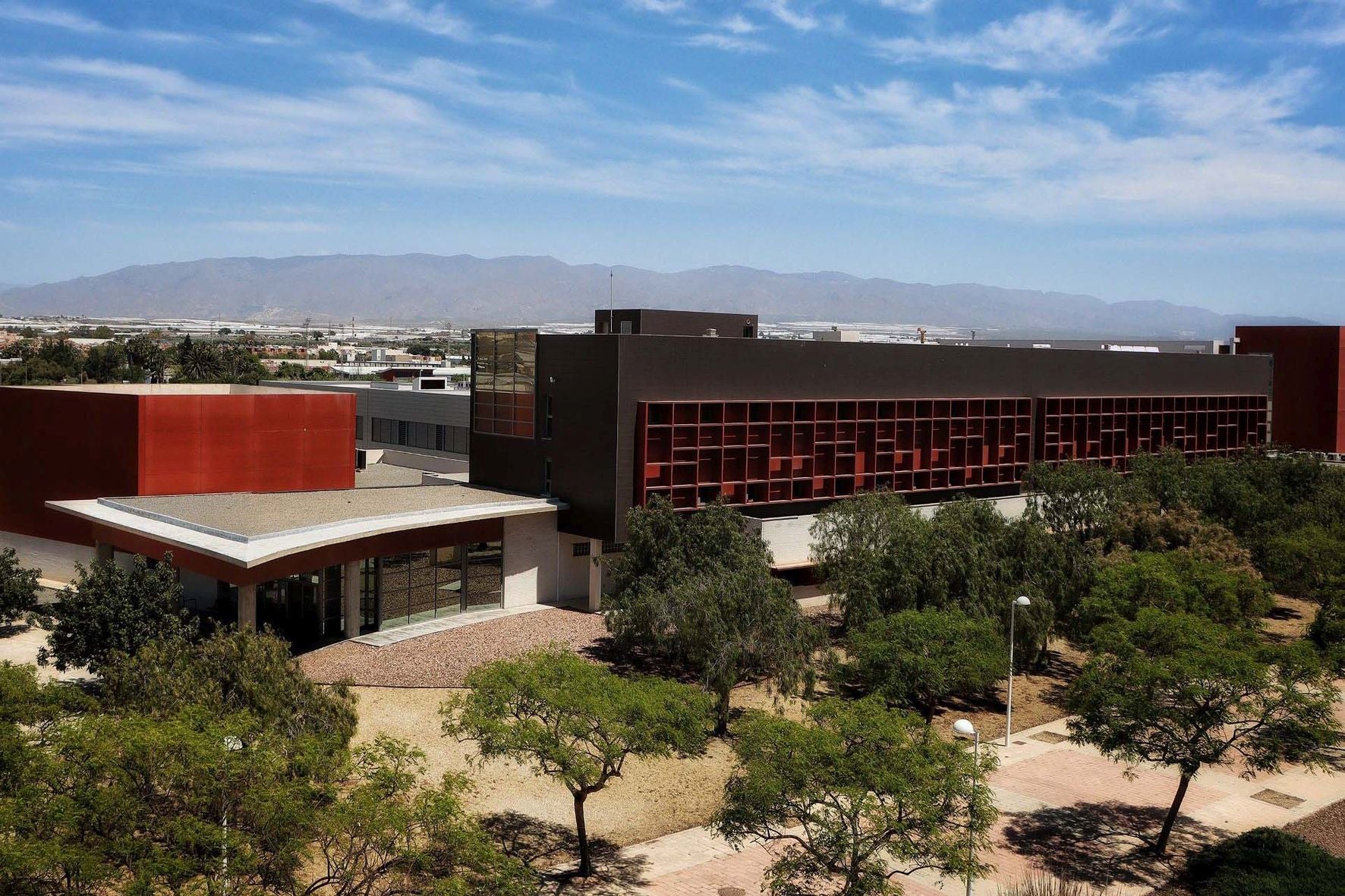 Imagen aérea de la Facultad de Ciencia de la Salud de la Universidad de Almería.