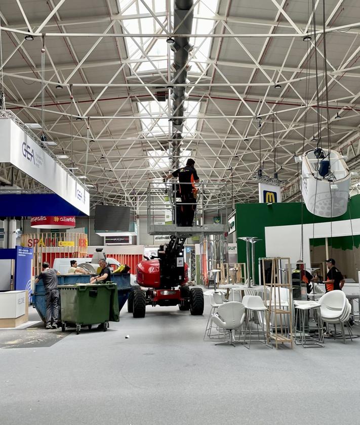 Imagen secundaria 2 - Expoliva se desmonta para que Ferias Jaén siga con su agenda programada