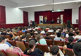 Jornada de Industria y Educación en el IES Huarte de San Juan.