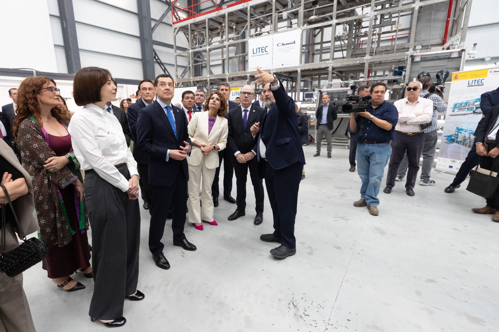 El acelerador de partículas de Granada arranca con su primera piedra