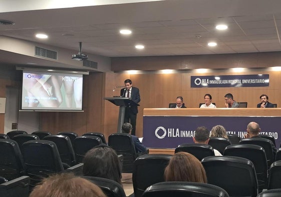 En el equipo que ha hecho posible esta iniciativa se encuentran el gerente del HLA Inmaculada, David Cuevas, y el director médico, Francisco Martí.