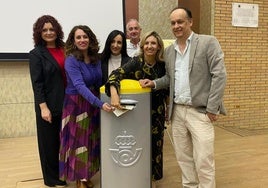 Carmen de Burgos, imagen de las nuevas tarjetas prefranquedas de Correos