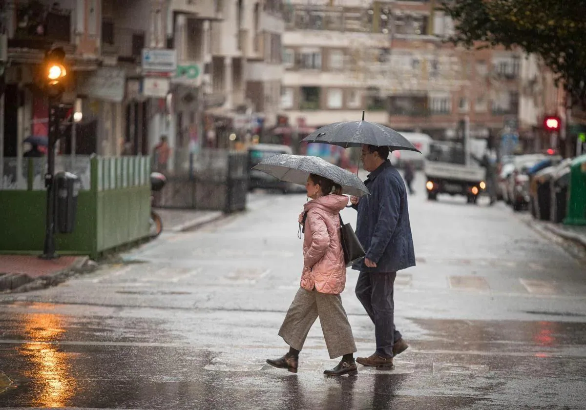 Alerta máxima en andalucía: lluvia, tormentas y gran desplome térmico | ideal