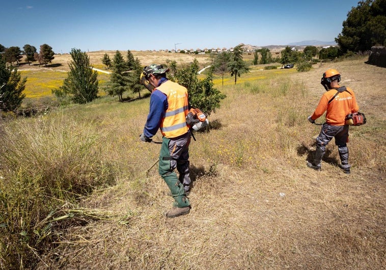 Los trabajos en el campo de golf Santa Clara avivan la esperanza de su reapertura