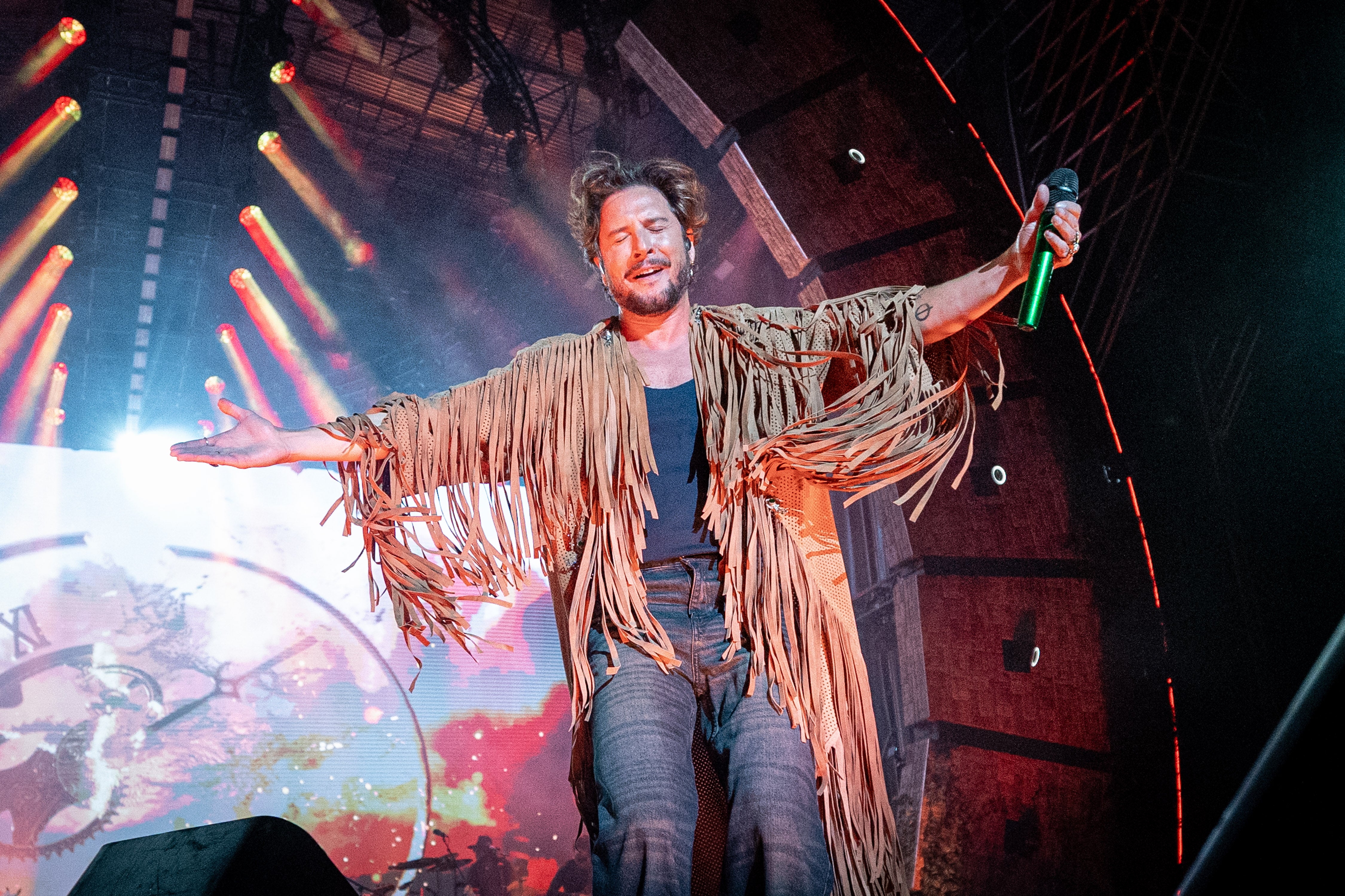 Las imágenes del concierto de Manuel Carrasco en Granada