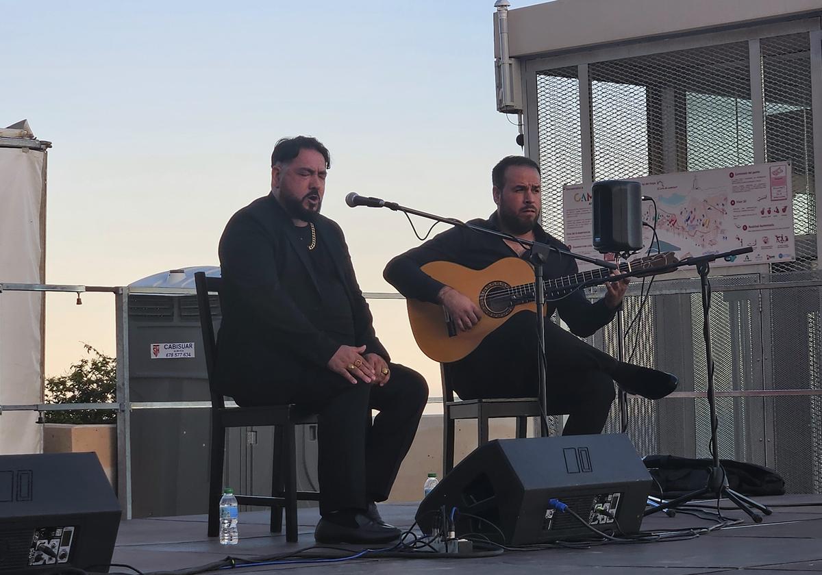 El cante jondo de bartolomé cortés y andreles amador y la savia nueva del alumnado de ana alonso lucen en otro 'atardeceres flamencos' | ideal