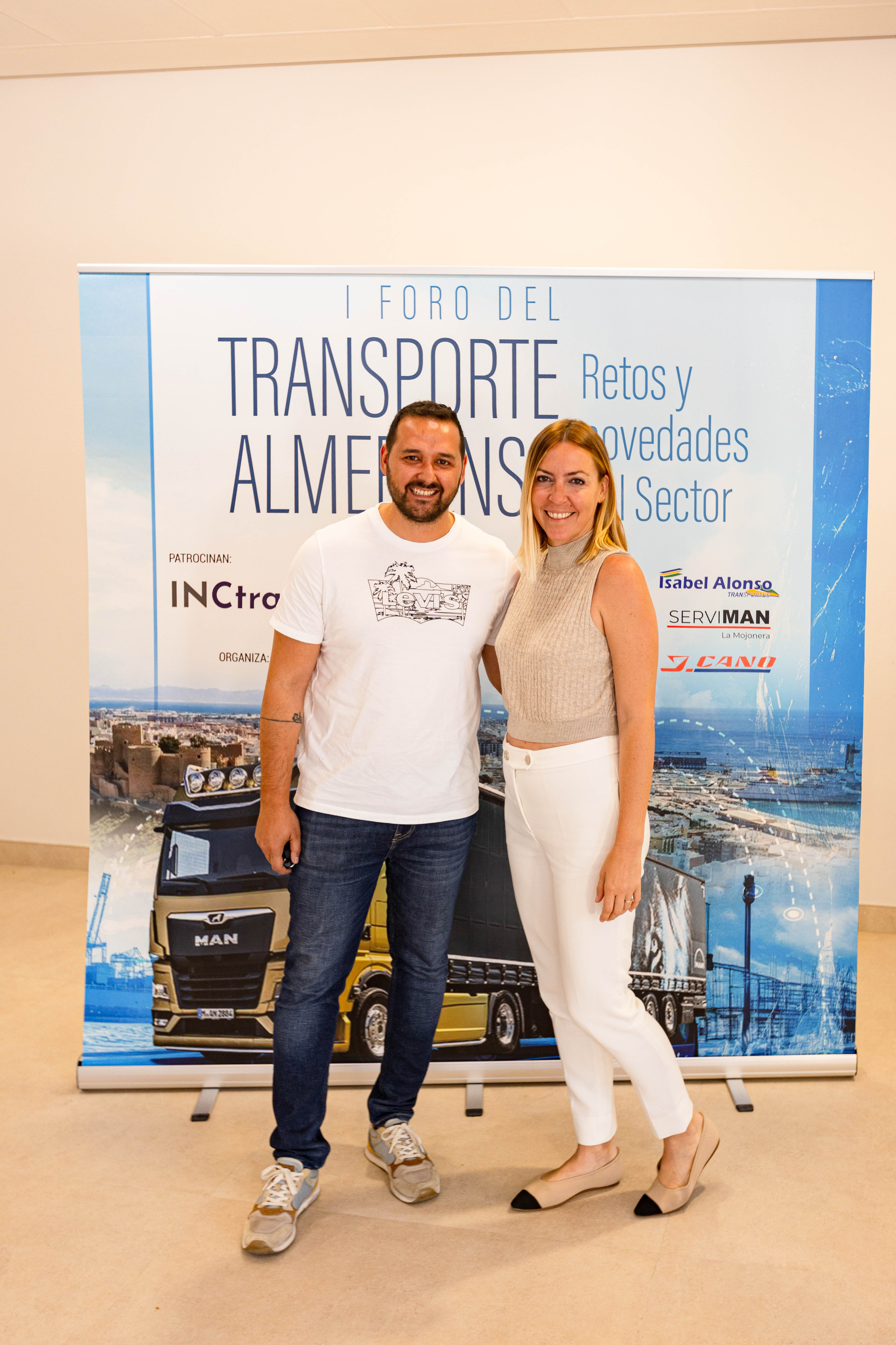 La Jornada del Transporte Almeriense, en imágenes