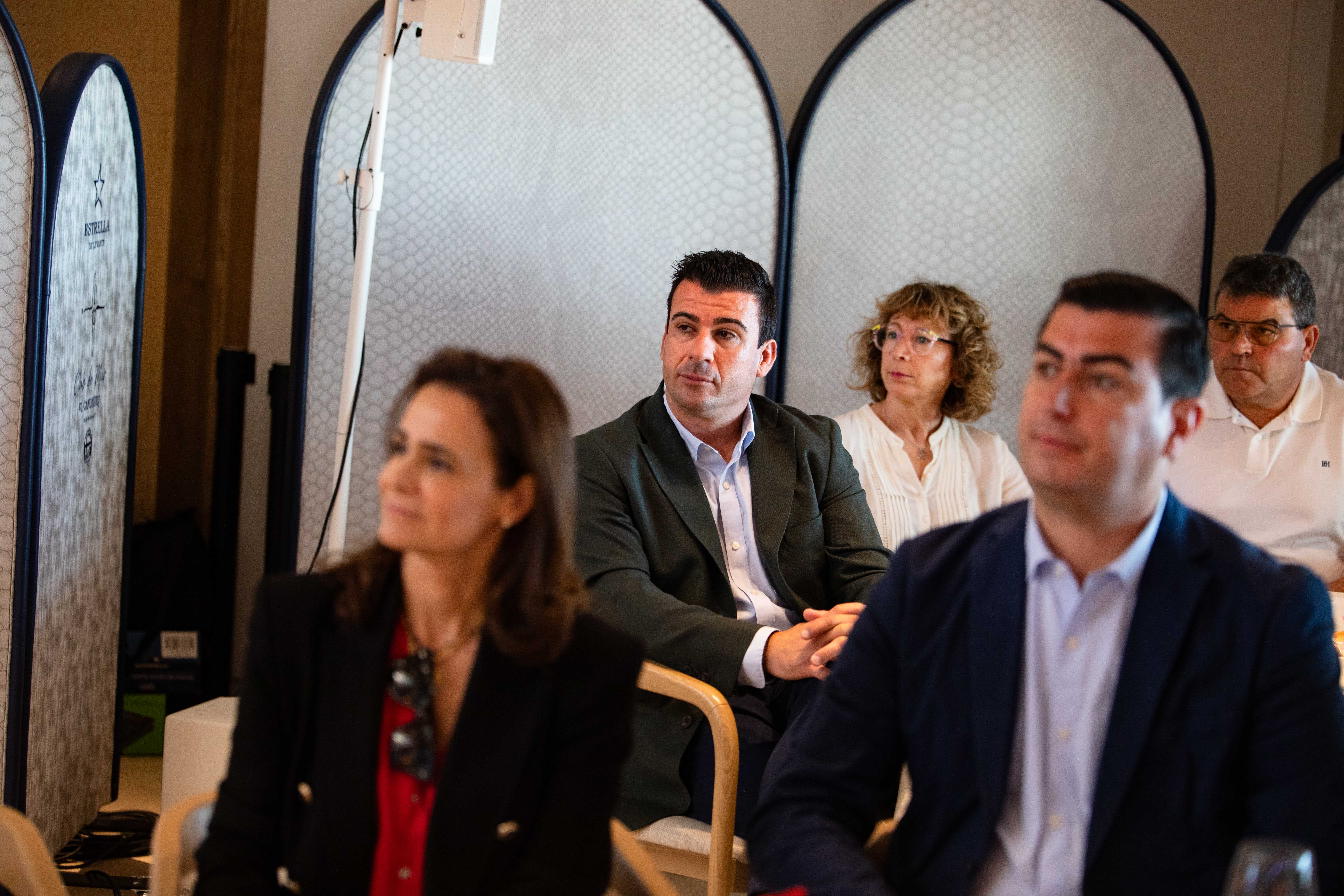 La Jornada del Transporte Almeriense, en imágenes