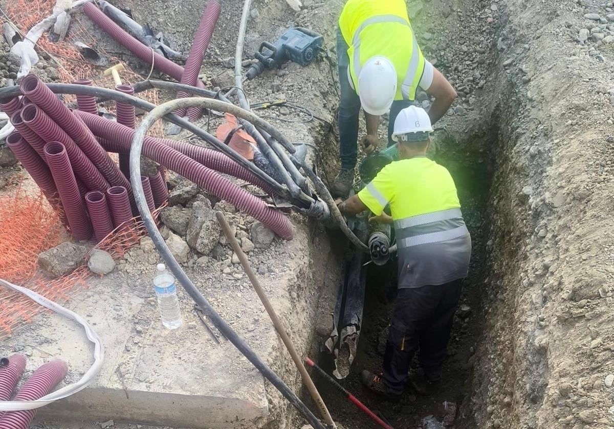 Las obras del metro dejan sin internet a varios pueblos del Cinturón de Granada