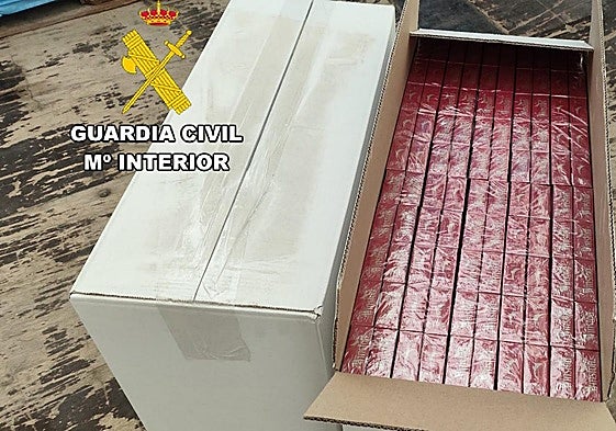 Material incautado por los agentes.