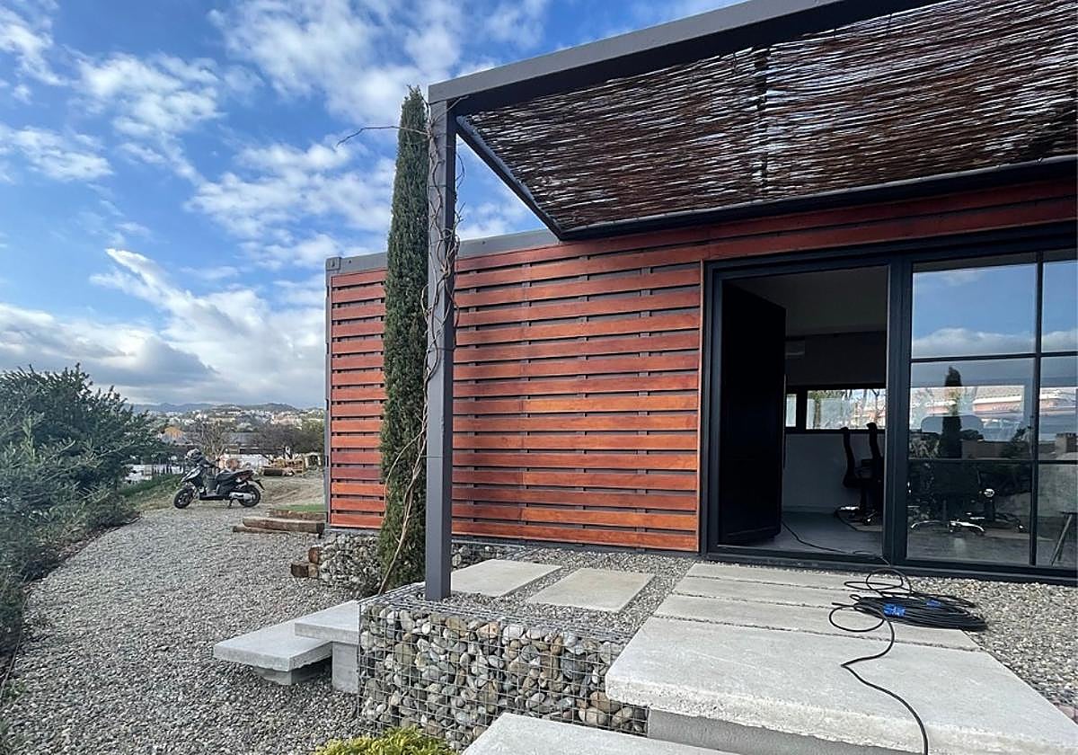 Casa prefabricada a partir de un contenedor