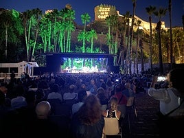 Almuñécar saca a licitación la explotación de las barras de las casetas de las Fiestas y el festival de Jazz en la Costa