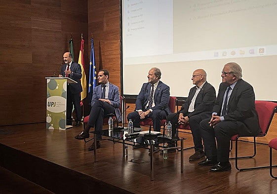 Intervención del presidente, Diego Galiano, en la inauguración del foro.