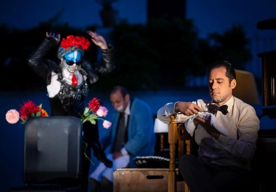 'Lorca' tiene una impresionante puesta en escena.